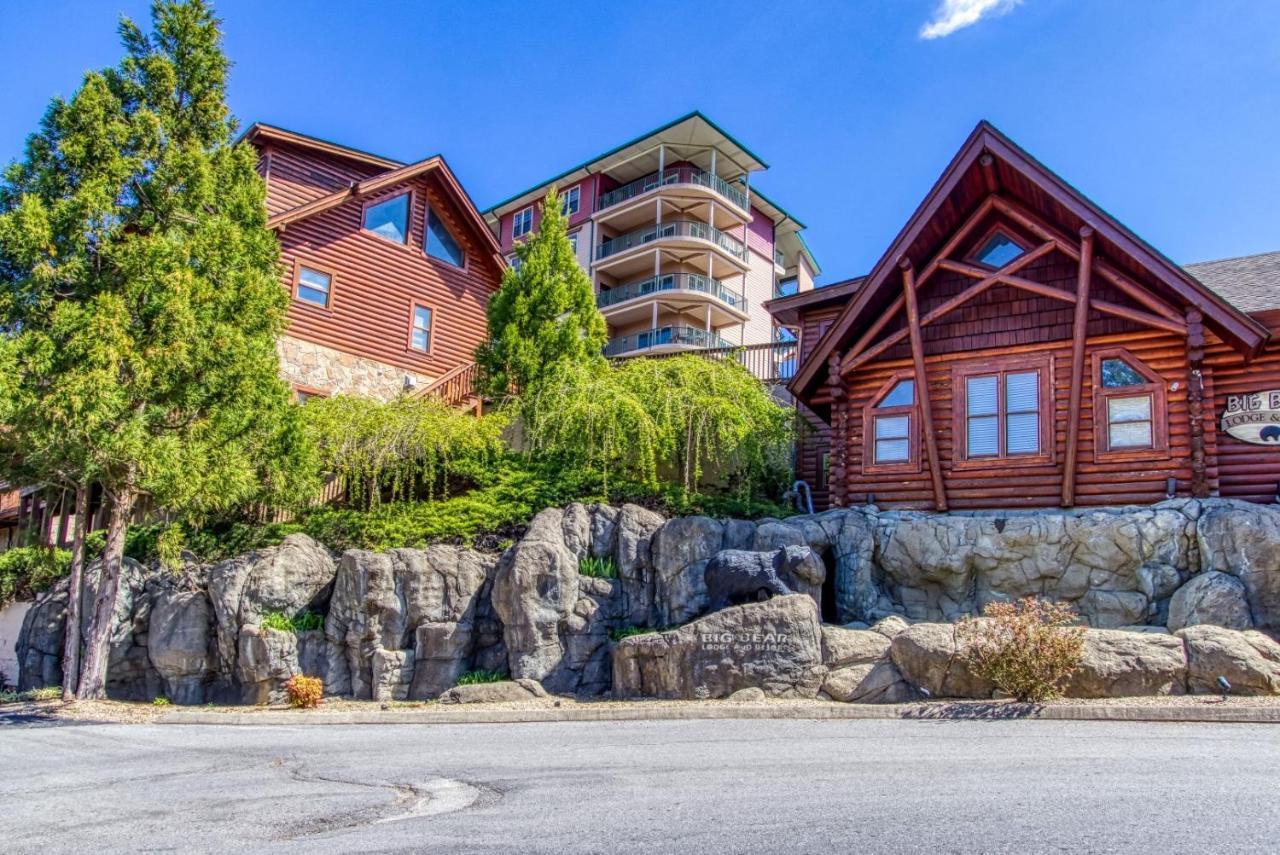 Gorgeous 2Bd 2Bth Condo With Mountain Views Pool Hot Tub Game Room Close To Parkway Pigeon Forge Exterior foto